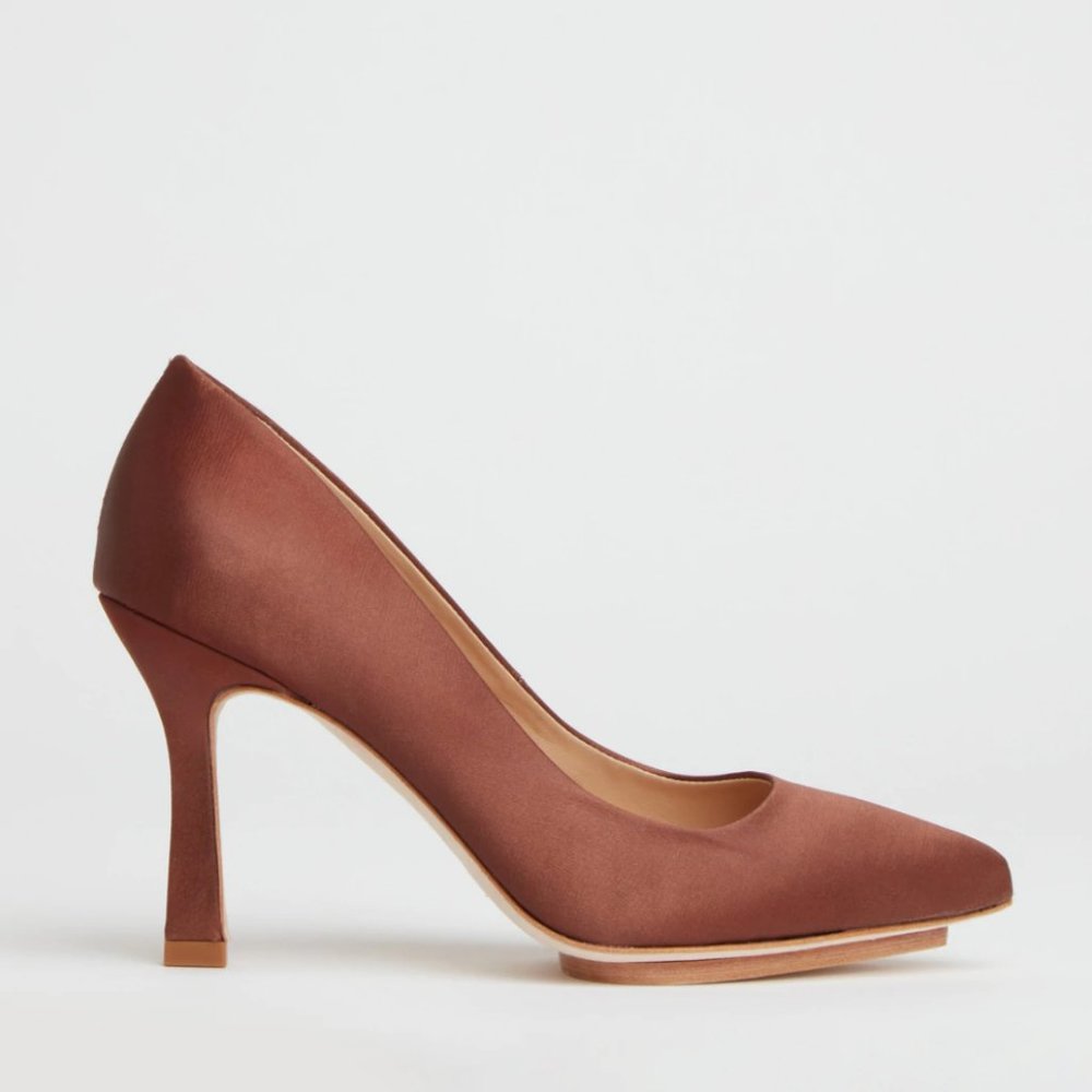 Brand New Salone Monet Anita Paul Satin Pump